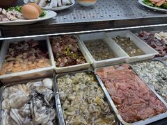 -超越海鲜屋(飞龙物业店)