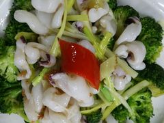 西蘭花炒花枝片-淇乐多品味馆(江南大道店)