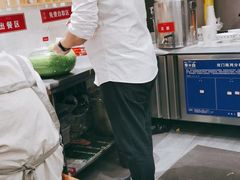 -李与白包子铺(桐梓林店)