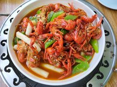 -茸梅路右拐龙虾-农家菜(松江店)