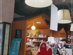 -百新书局(尚悦湾店)