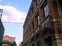 -NIKE武汉品牌体验店