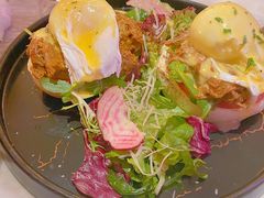 疯狂手撕牛肉班尼迪克蛋-The Rug Cafe(王府中环店)