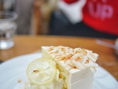 祖传柠檬戚风蛋糕-城市露台景观餐厅(淮海路店)