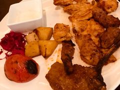 -Efes Turkish & Mediterranean Cuisine 艾菲斯餐厅(陆家嘴店)