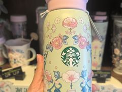 -星巴克(杭州西湖银泰1F店)