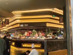 -钱小奴海鲜自助黑金店(杭州滨江龙湖店)