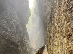 -龙水峡地缝景区