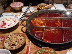 -周小明火锅(黑金冠社区店)