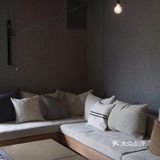 被改造后的建筑还是很有魅力的 原本建筑结构就是一大特