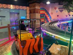 -卡通尼·Safari非洲探索乐园·生日会(金桥国际商业广场店)