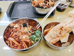 -红鼻子桂林米粉(金唐新光界店)