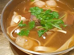 鸭血粉丝汤-龍堂蟹黄小笼包(万家丽店)