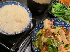 海蜇青瓜捞鸡饭-又鸟pizza海南鸡饭(假日广场店)