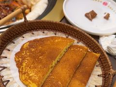-锅飘飘·东北铁锅炖(雨花客厅店)