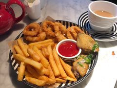 欢聚香脆小吃拼盘-玛尚诺意式餐厅(官舍店)