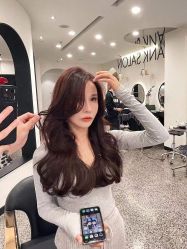 -SWANK SALON