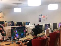 -栈逗电竞馆•电竞酒店(萧山旺角城店)