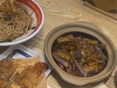 -魔都三兄弟酸辣粉·蘸卤炸串(虹桥万科店)