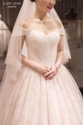 -Lady  Jane高端婚纱礼服馆