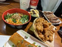 -爆炸头阿姨小四川正宗川味小吃(无任何分店)