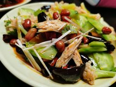 腐竹拌香菜-靓靓蒸虾(中山里店)