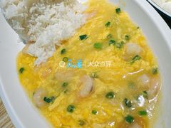 -滋味满屋美食坊(上海街店)