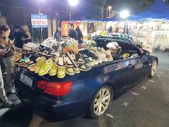 -吴山路夜市