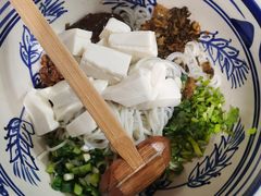豆花米线-蜗牛小馆醉乡民谣云南菜(惠新西里店)