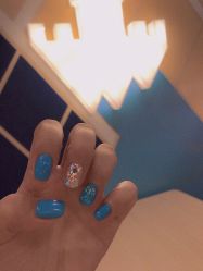 -手牵手美甲