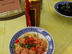 -山明水秀大饭店