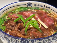 牛肉香肠面-镇南锅盖面馆(解放路店)