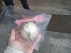 -蜜蜂小象·榴莲千层蛋糕(时代汇11栋店)
