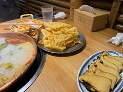 -洱火云南酸菜牛肉火锅(石景山当代商城店)