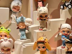 -泡泡玛特POPMART(上海环球港店)