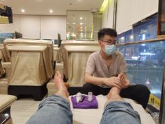 -新富特功夫足疗(华都园大厦店)