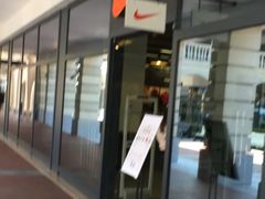 -NIKE上海青浦优选体验店