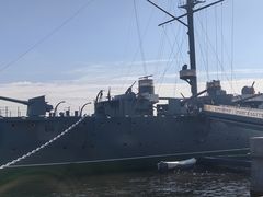 -阿芙乐尔号巡洋舰