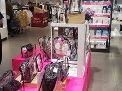 -唯品会(北京国瑞城店)