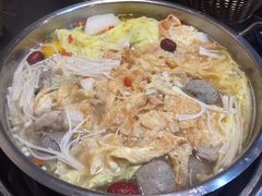 -四点金潮汕鲜牛肉火锅(金猴名居店)
