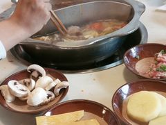 -岗上渣渣老火锅(两路口店)