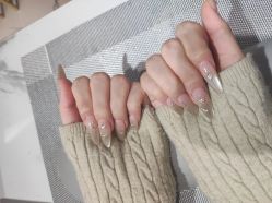 -丽心自助美甲美睫