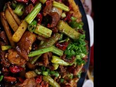干锅排骨-廖老妈蹄花(中海国际店)