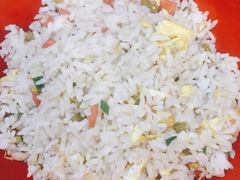 -江城燕子大排档(江汉路步行街店)