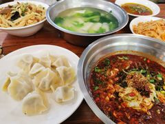 -王菊美食街·王菊面馆(总店)