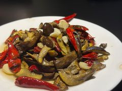见手青又嫩又鲜-南蛮子(进贤路店)
