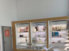 -大连何氏眼科医院