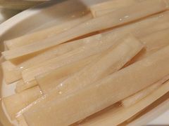 -尚尚仙·酸汤猪手·猪肚鸡火锅(华联万柳购物中心店)