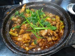 特色牛蛙煲-二楼老店重庆鸡公煲(真光路店)