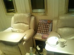 -孔雀手美甲美睫护理